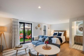 Long House Studio, Paraparaumu
